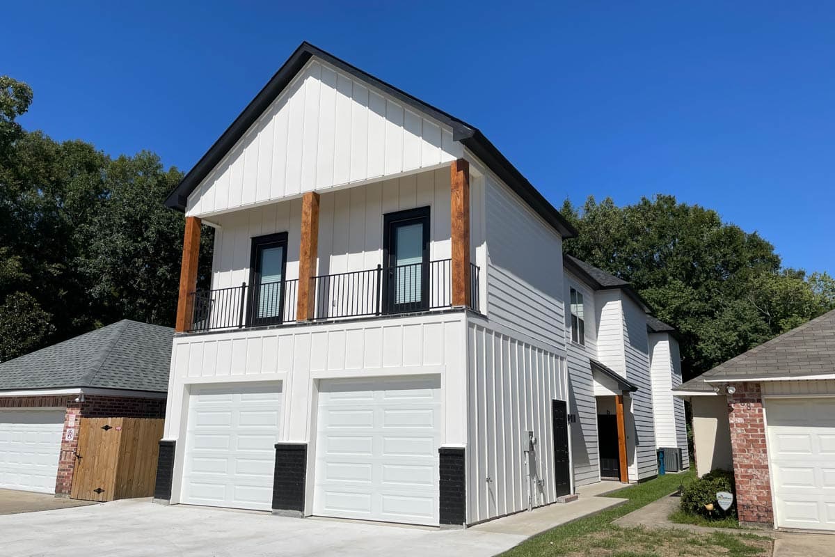 Plan image - 185029PHD:Modern Duplex House Plan with Two Units and 5 Bedrooms