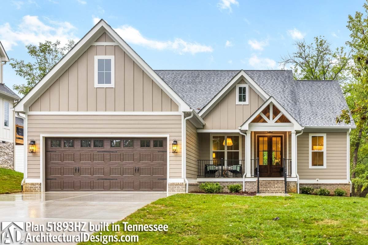 build gallery item - House Plan 51893HZ Comes to Life in Tennessee