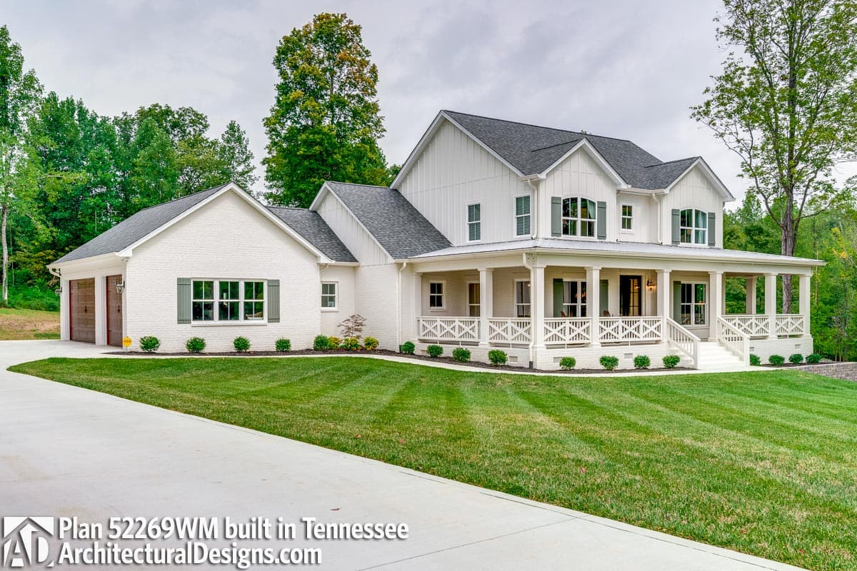 build gallery item - Modern Farmhouse Plan 52269WM Comes to Life in Tennessee