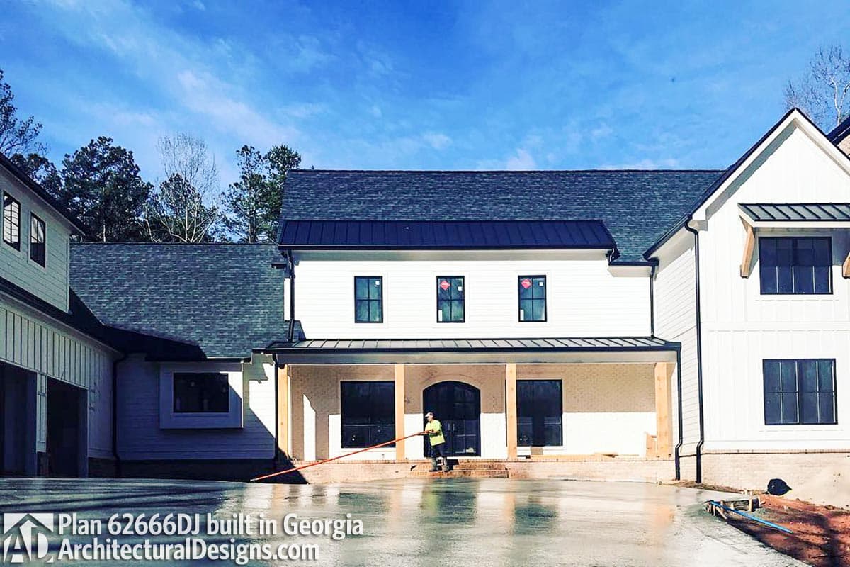 build gallery item - Modern Farmhouse Plan 62666DJ Comes to Life in Georgia!