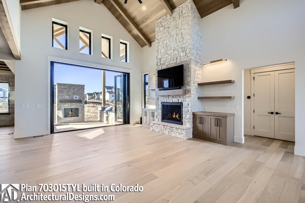 Client Photo id:  572305