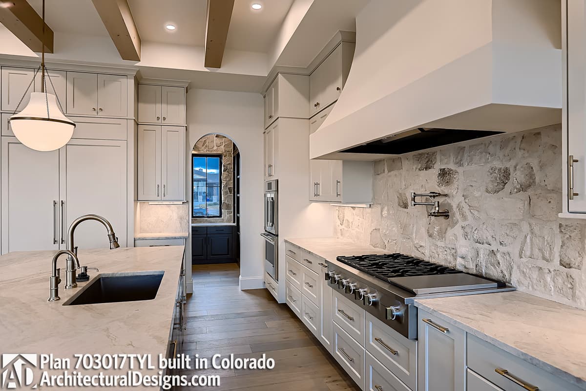 Client Photo id:  573505